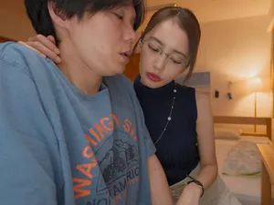 Người vợ mở tiệm mát xa tại nhà bị gã nhà sát bên dơ bẩn đến trả thù