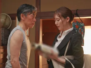 Các cô gái trẻ ngày nay có thích bị đối xử thô bạo như vậy không?